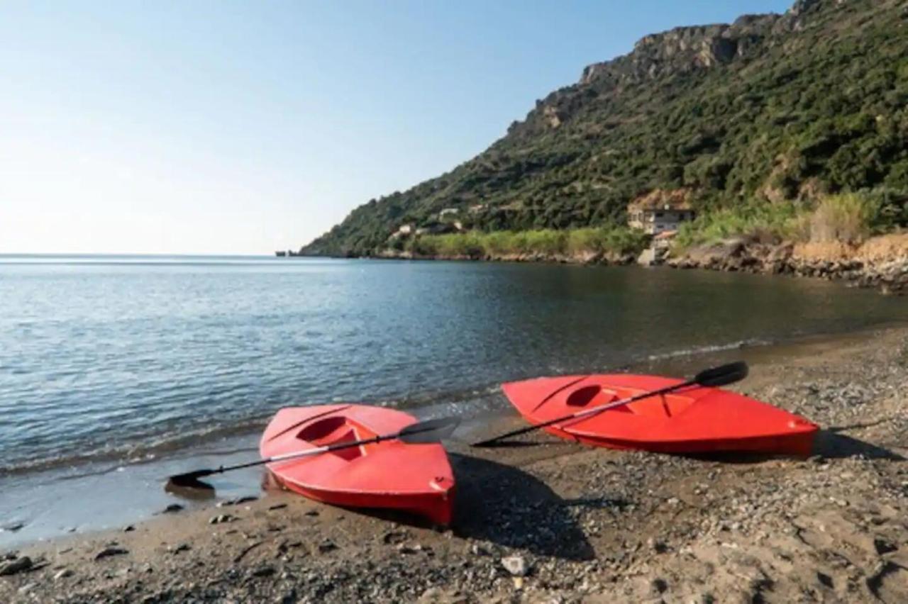 House Just On The Beach -Included 2 Canoe, 2 Bicycles Ravdhoukha Exterior photo